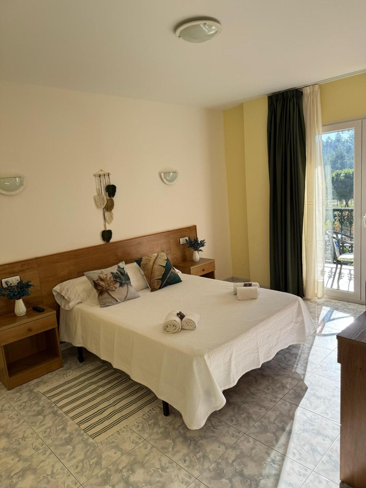 Hotel Campestre Chamuinas Pontevedra Oda fotoğraf